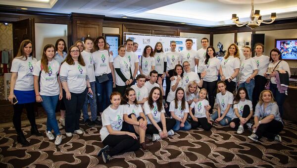 Все собранные за восемь часов мероприятия средства были переданы в пользу неизлечимо больных детей ‒ подопечных хосписа Дом с маяком Все собранные за восемь часов мероприятия средства были переданы в пользу неизлечимо больных детей ‒ подопечных хосписа Дом с маяком