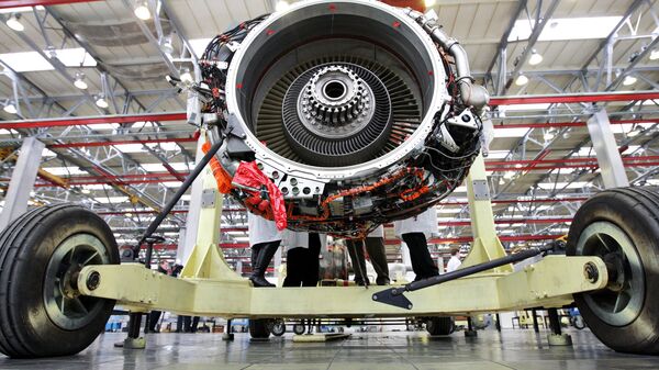 Сборка российского авиадвигателя Сборка российского авиадвигателя
