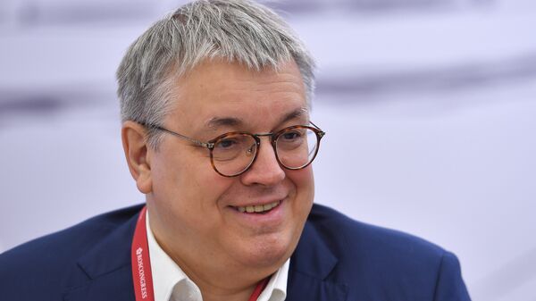 Ректор НИУ ВШЭ Ярослав Кузьминов на Петербургском международном экономическом форуме. 24 мая 2018 Ректор НИУ ВШЭ Ярослав Кузьминов на Петербургском международном экономическом форуме. 24 мая 2018