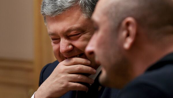 Президент Украины Петр Порошенко и Аркадий Бабченко Президент Украины Петр Порошенко и Аркадий Бабченко