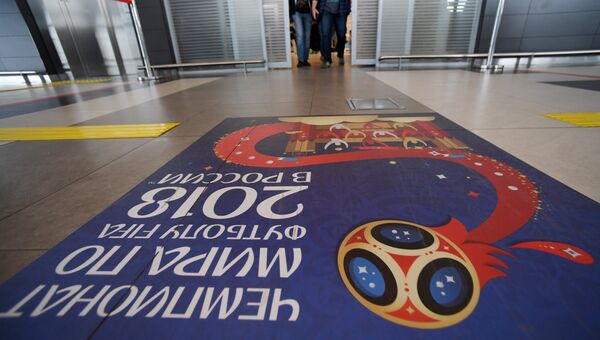 Баннер с символикой чемпионата мира по футболу FIFA 2018 в Международном аэропорту Казань Баннер с символикой чемпионата мира по футболу FIFA 2018 в Международном аэропорту Казань