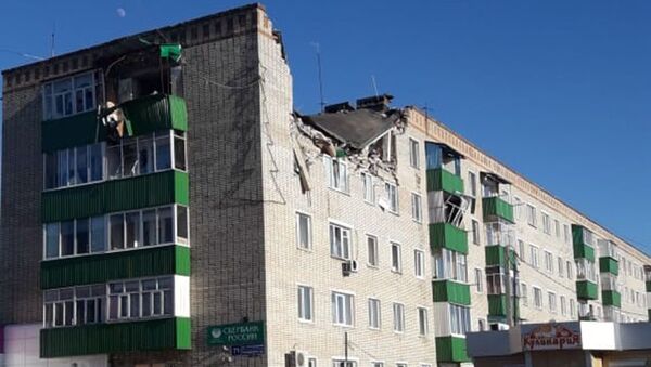 Последствия взрыва газа в жилом доме в городе Заинск в Татарстане. 22 июня 2018 Последствия взрыва газа в жилом доме в городе Заинск в Татарстане. 22 июня 2018