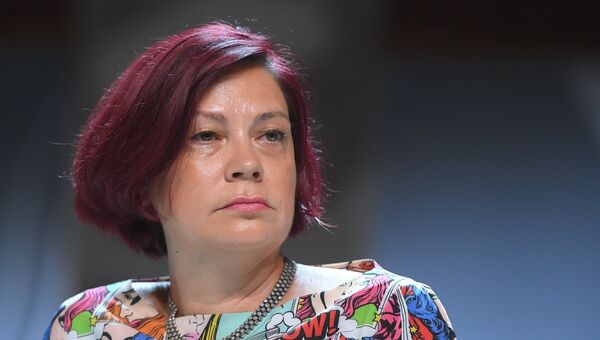 Генеральный директор Московского концертного зала Зарядье Ольга Жукова на пресс-конференции, посвященной презентации концертного комплекса Зарядье. 16 июля 2018 Генеральный директор Московского концертного зала Зарядье Ольга Жукова на пресс-конференции, посвященной презентации концертного комплекса Зарядье. 16 июля 2018