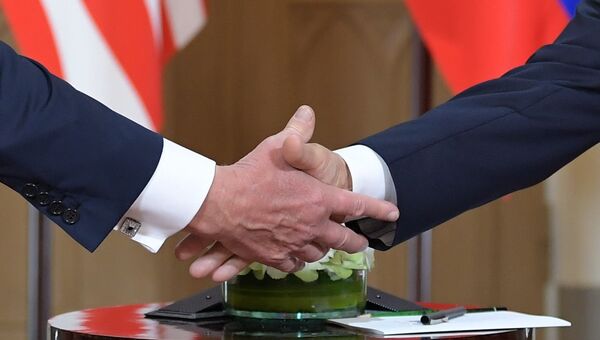 Во время встречи президента РФ Владимира Путина и президента США Дональда Трампа в президентском дворце в Хельсинки. 16 июля 2018 Во время встречи президента РФ Владимира Путина и президента США Дональда Трампа в президентском дворце в Хельсинки. 16 июля 2018