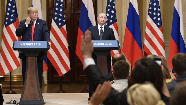 Президент РФ Владимир Путин и президент США Дональд Трамп. Архивное фото Президент РФ Владимир Путин и президент США Дональд Трамп. Архивное фото