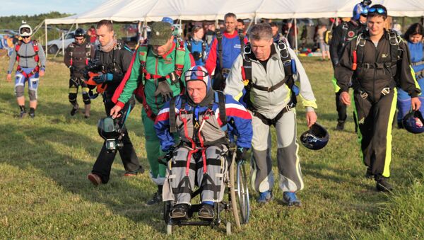 III Международный спортивный фестиваль по парашютному спорту среди инвалидов «HANDI FLY International Challenge 2018» III Международный спортивный фестиваль по парашютному спорту среди инвалидов «HANDI FLY International Challenge 2018»