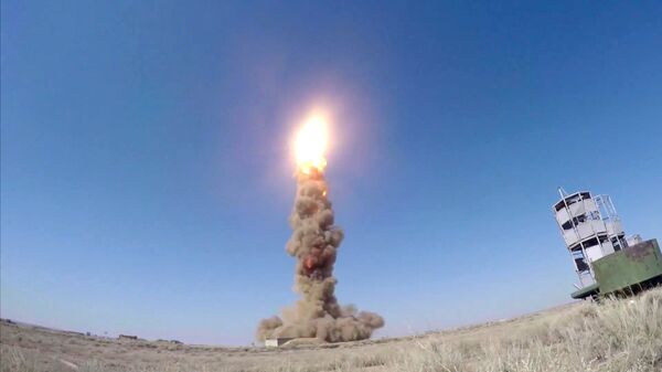 Пуск модернизированной противоракеты российской системы ПРО 