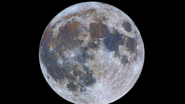 Работа фотографа Nicolas Lefaudeux Color-Full Moon, вошедшая в шорт-лист Insight Astronomy Photographer of the Year 2018 Работа фотографа Nicolas Lefaudeux Color-Full Moon, вошедшая в шорт-лист Insight Astronomy Photographer of the Year 2018