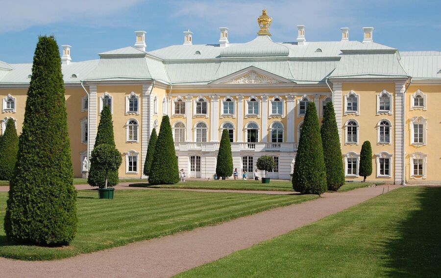Петергоф, Санкт-Петербург Петергоф, Санкт-Петербург