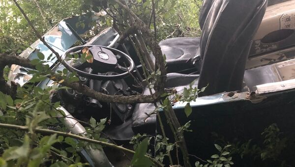 В Геленджике джип опрокинулся в горно-лесном массиве села Возрождение. 14 августа 2018 В Геленджике джип опрокинулся в горно-лесном массиве села Возрождение. 14 августа 2018