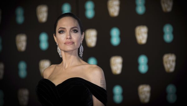 Американская актриса Анджелина Джоли Американская актриса Анджелина Джоли