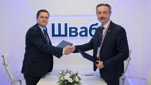 Генеральный директор государственного научного центра РФ в составе Холдинга Швабе – НПО Орион Евгений Чепурнов и ректор ТГТУ Михаил Краснянский после подписания соглашения о сотрудничестве Генеральный директор государственного научного центра РФ в составе Холдинга Швабе – НПО Орион Евгений Чепурнов и ректор ТГТУ Михаил Краснянский после подписания соглашения о сотрудничестве