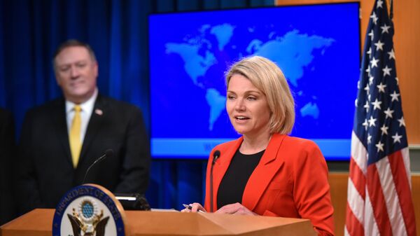 Официальный представитель госдепартамента США Хезер Науэрт и госсекретарь Майк Помпео Официальный представитель госдепартамента США Хезер Науэрт и госсекретарь Майк Помпео