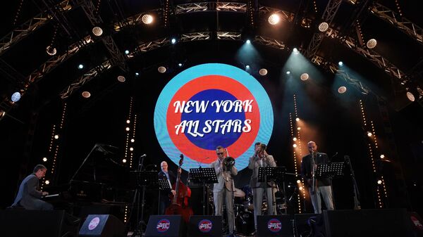 Коллектив New York All Stars выступает на 16-м международном музыкальном фестивале Koktebel Jazz Party Коллектив New York All Stars выступает на 16-м международном музыкальном фестивале Koktebel Jazz Party