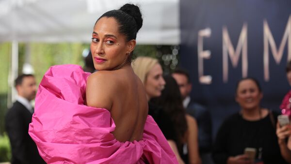 Трэйси Эллис Росс прибывает на 70-ю церемонию вручения награды Primetime Emmy Awards в Лос-Анджелесе Трэйси Эллис Росс прибывает на 70-ю церемонию вручения награды Primetime Emmy Awards в Лос-Анджелесе