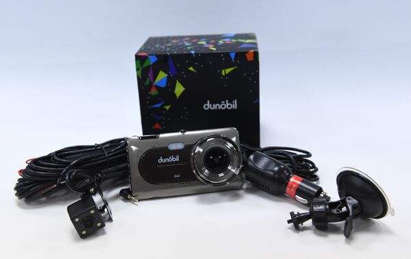 Видеорегистратор Dunobil Zoom Ultra Duo Видеорегистратор Dunobil Zoom Ultra Duo