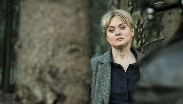 Кадр из сериала Обычная женщина Кадр из сериала Обычная женщина