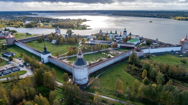 Кирилло-Белозерский монастырь в селе Горицы Вологодской области Кирилло-Белозерский монастырь в селе Горицы Вологодской области