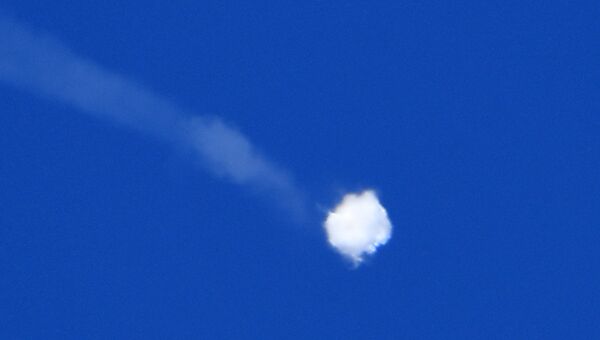 Ракета-носитель Союз-ФГ с пилотируемым кораблем Союз МС-10 после старта. 11 октября 2018 Ракета-носитель Союз-ФГ с пилотируемым кораблем Союз МС-10 после старта. 11 октября 2018