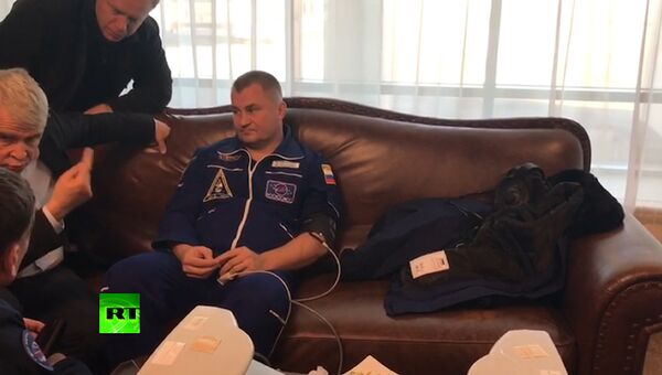 Авария при запуске Союза МС-10: белый след в небе и возвращение космонавта Авария при запуске Союза МС-10: белый след в небе и возвращение космонавта