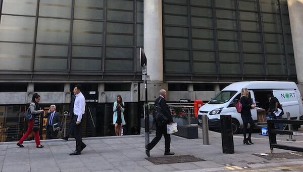 Офис банка Lloyds в Лондоне по адресу, где должен был находиться Cashbery Офис банка Lloyds в Лондоне по адресу, где должен был находиться Cashbery