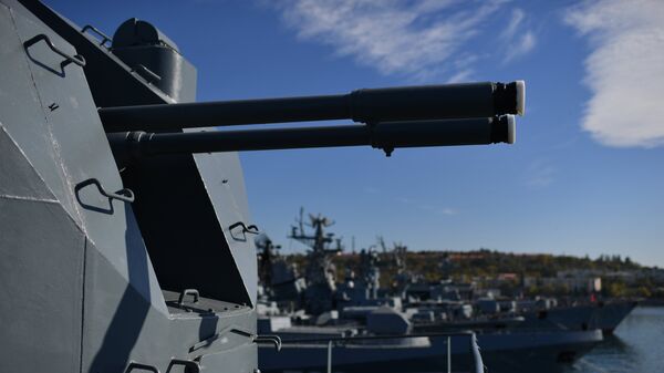 Орудие на учебном корабле Балтийского флота Перекоп Орудие на учебном корабле Балтийского флота Перекоп