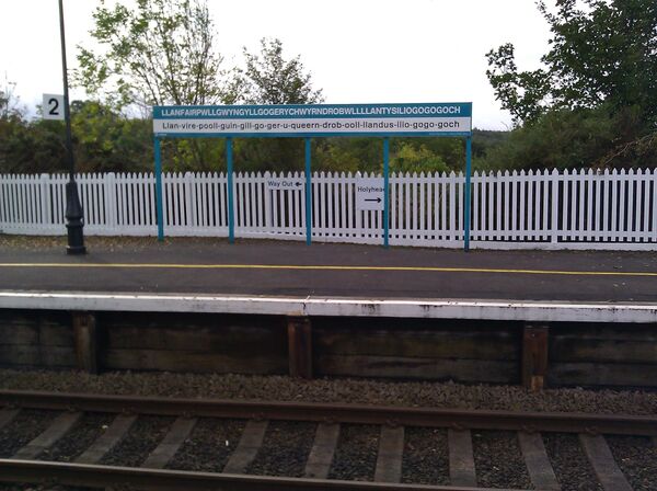 Llanfairpwllgwyngyllgogerychwyrndrobwllllantysiliogogogoch Llanfairpwllgwyngyllgogerychwyrndrobwllllantysiliogogogoch