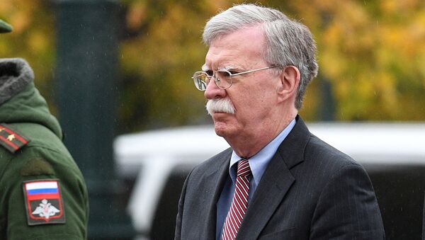 Советник президента США Джон Болтон во время визита в Москву. 23 октября 2018 Советник президента США Джон Болтон во время визита в Москву. 23 октября 2018