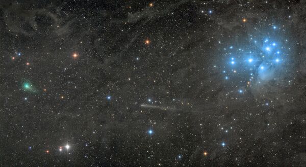 Работа фотографа Damian Peach Two comets with the Pleiades. Конкурс Insight Astronomy Photographer of the year 2018 Работа фотографа Damian Peach Two comets with the Pleiades. Конкурс Insight Astronomy Photographer of the year 2018