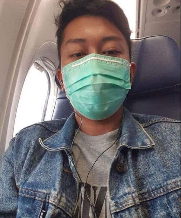 Сэлфи, сделанное Deryl Fida Febrianto перед взлетом рейса JT-610 Сэлфи, сделанное Deryl Fida Febrianto перед взлетом рейса JT-610