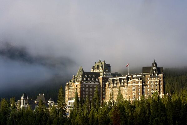 Отель Fairmont Banff Springs Hotel в Канаде Отель Fairmont Banff Springs Hotel в Канаде