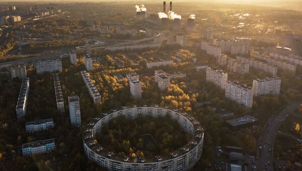 Круглый дом на улице Нежинская в Москве Круглый дом на улице Нежинская в Москве