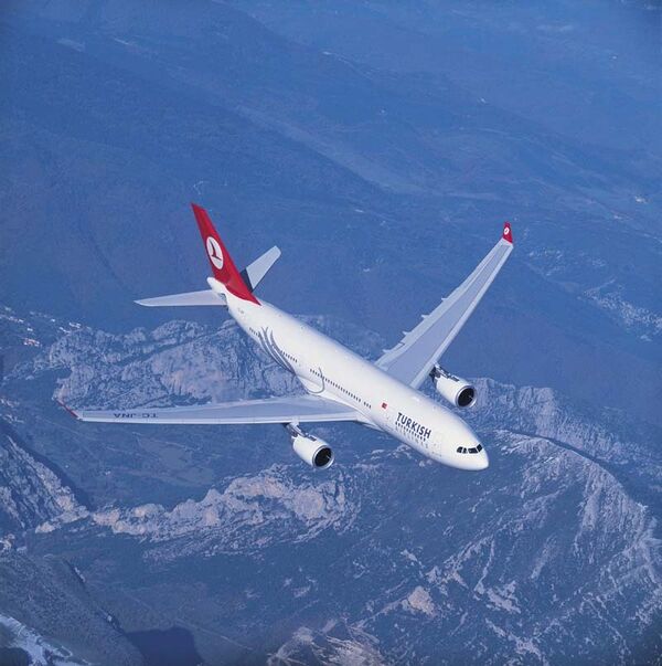 Самолет авиакомпании Turkish airlines Самолет авиакомпании Turkish airlines
