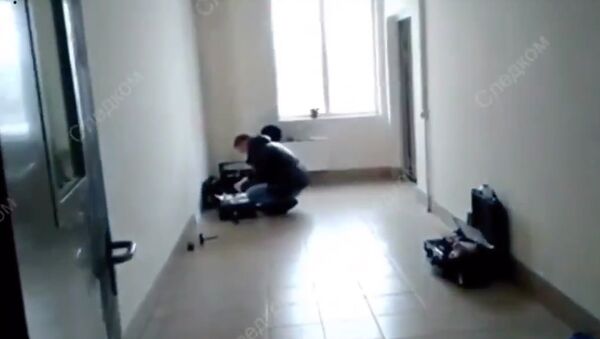 Место убийства в подъезде жилого дома в Новокузнецке Место убийства в подъезде жилого дома в Новокузнецке