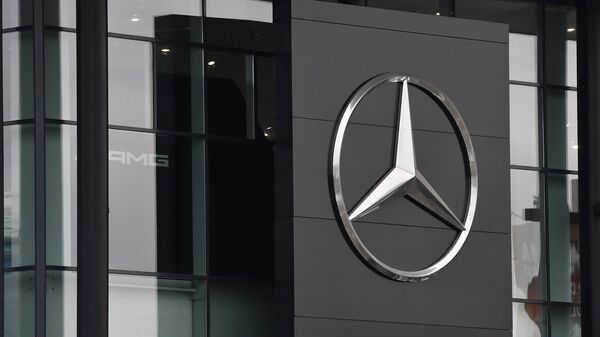 Автосалон по продаже автомобилей марки Mercedes-Benz