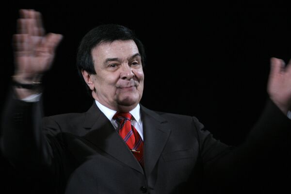 Известный певец Муслим Магомаев Известный певец Муслим Магомаев