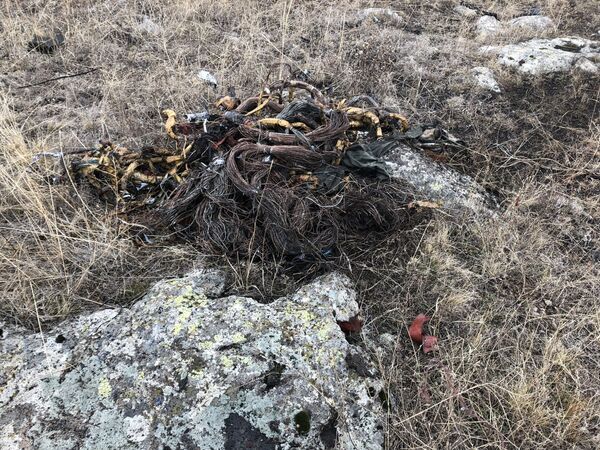 Место падения самолета Су-25 в Армении Место падения самолета Су-25 в Армении
