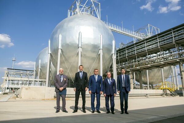 Церемония открытия совмещенного комплекса по выпуску метанола и аммиака Церемония открытия совмещенного комплекса по выпуску метанола и аммиака