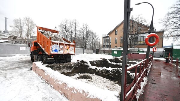 Работа снегоплавильного пункта Мосводостока Работа снегоплавильного пункта Мосводостока