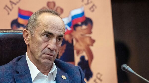 Роберт Кочарян Роберт Кочарян