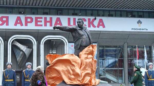 Открытие памятника заслуженному тренеру СССР Анатолию Тарасову Открытие памятника заслуженному тренеру СССР Анатолию Тарасову