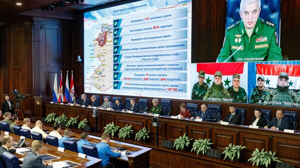 Начальник Национального центра управления обороной РФ Михаил Мизинцев на заседании Центра приема, распределения и размещения беженцев. 11 декабря 2018 Начальник Национального центра управления обороной РФ Михаил Мизинцев на заседании Центра приема, распределения и размещения беженцев. 11 декабря 2018
