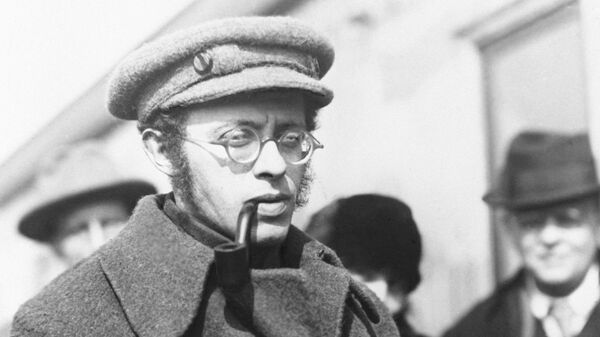 Советский политический деятель Карл Бернгардович Радек Советский политический деятель Карл Бернгардович Радек