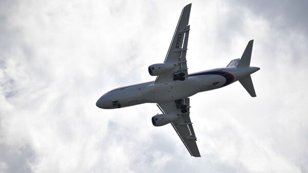 Самолет Sukhoi Superjet 100 Самолет Sukhoi Superjet 100