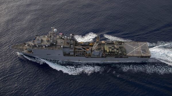 Американский военный корабль вошел в Черное море Американский военный корабль вошел в Черное море