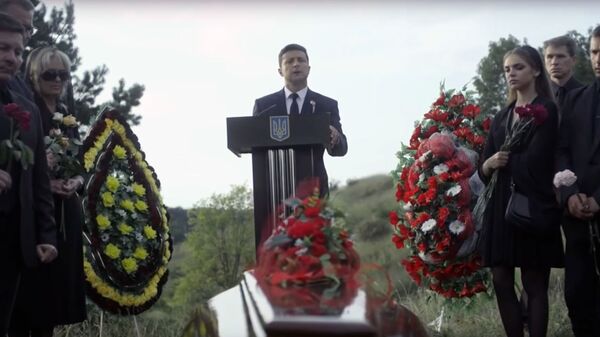 Стоп-кадр видео с участием шоумена Владимира Зеленского Стоп-кадр видео с участием шоумена Владимира Зеленского