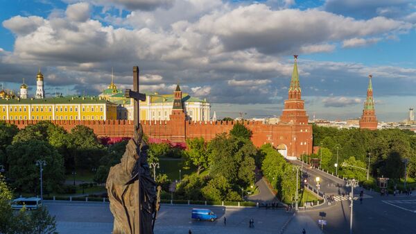 Памятник Владимиру Великому на Боровицкой площади в Москве Памятник Владимиру Великому на Боровицкой площади в Москве