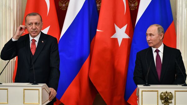 Владимир Путин и президент Турции Реджеп Тайип Эрдоган во время совместной пресс-конференции по итогам встречи. 23 января 2019 Владимир Путин и президент Турции Реджеп Тайип Эрдоган во время совместной пресс-конференции по итогам встречи. 23 января 2019