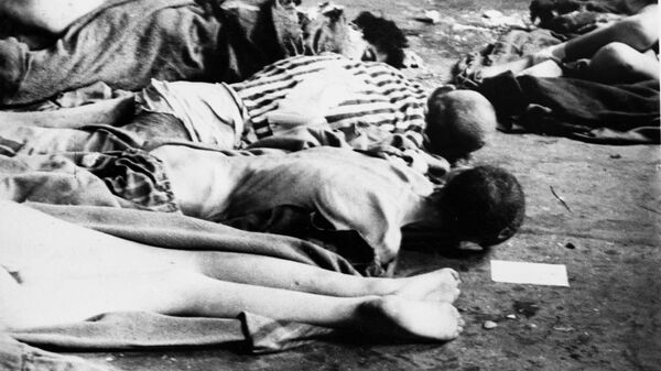 Концентрационный лагерь и лагерь смерти Освенцим (Аушвиц). Узники концлагеря, замученные гитлеровцами