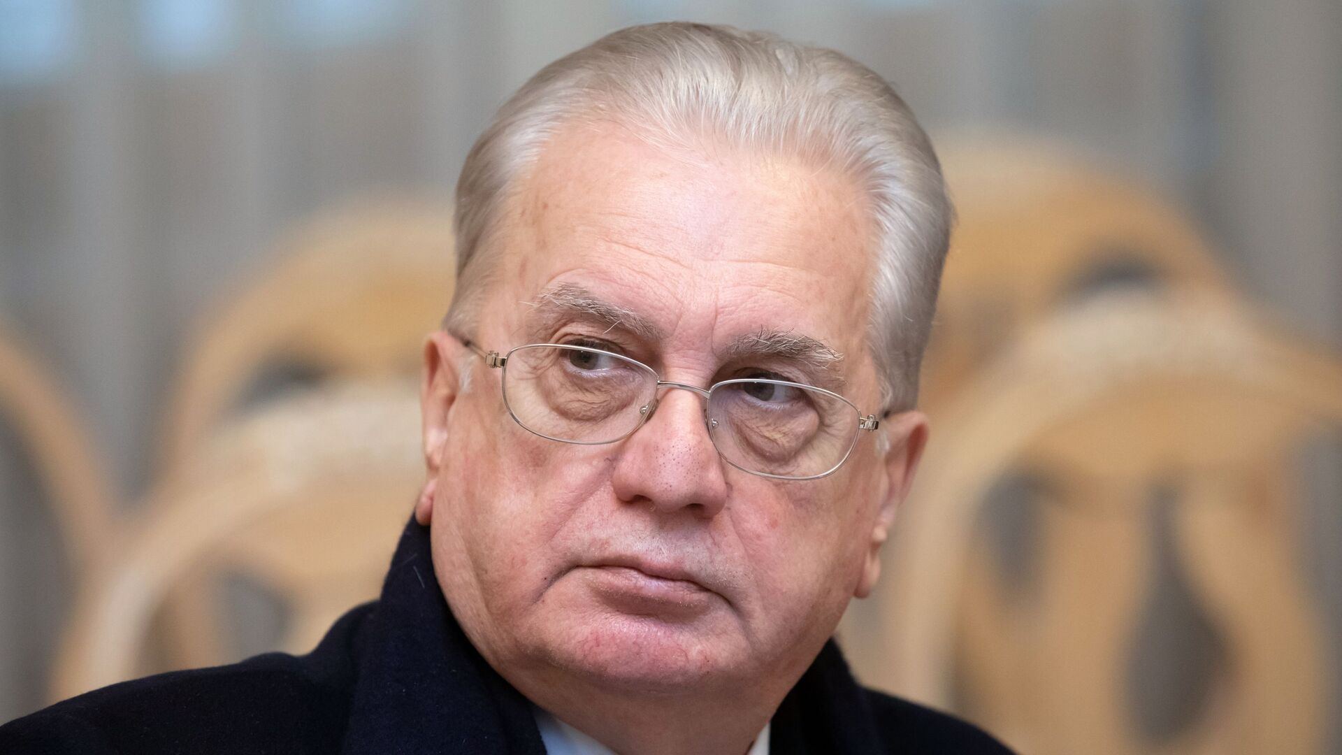 Гендиректор Эрмитажа отказался от мандата депутата Госдумы